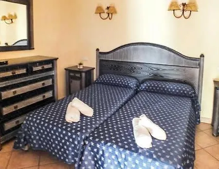 Villa Maribel I *